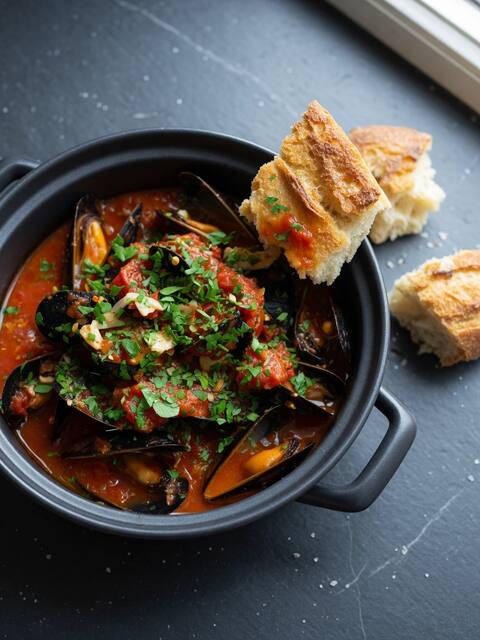 Mussels in tomato