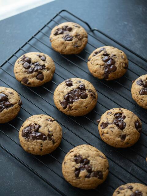 Protein choc-chip cookies