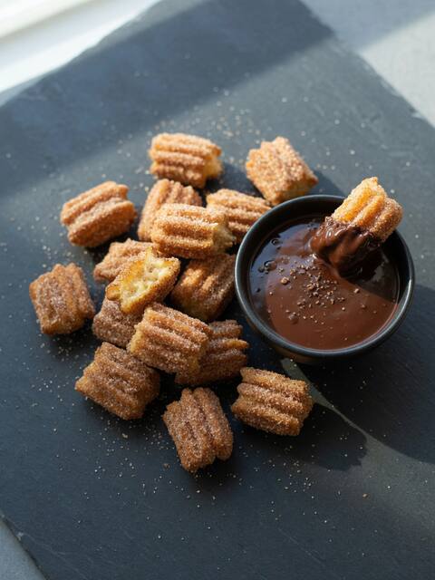 Protein churro bites